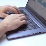 Аналитик сверяет календарь матчей и новости составов