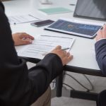 редактор сверяет выпуск с показателями чтения